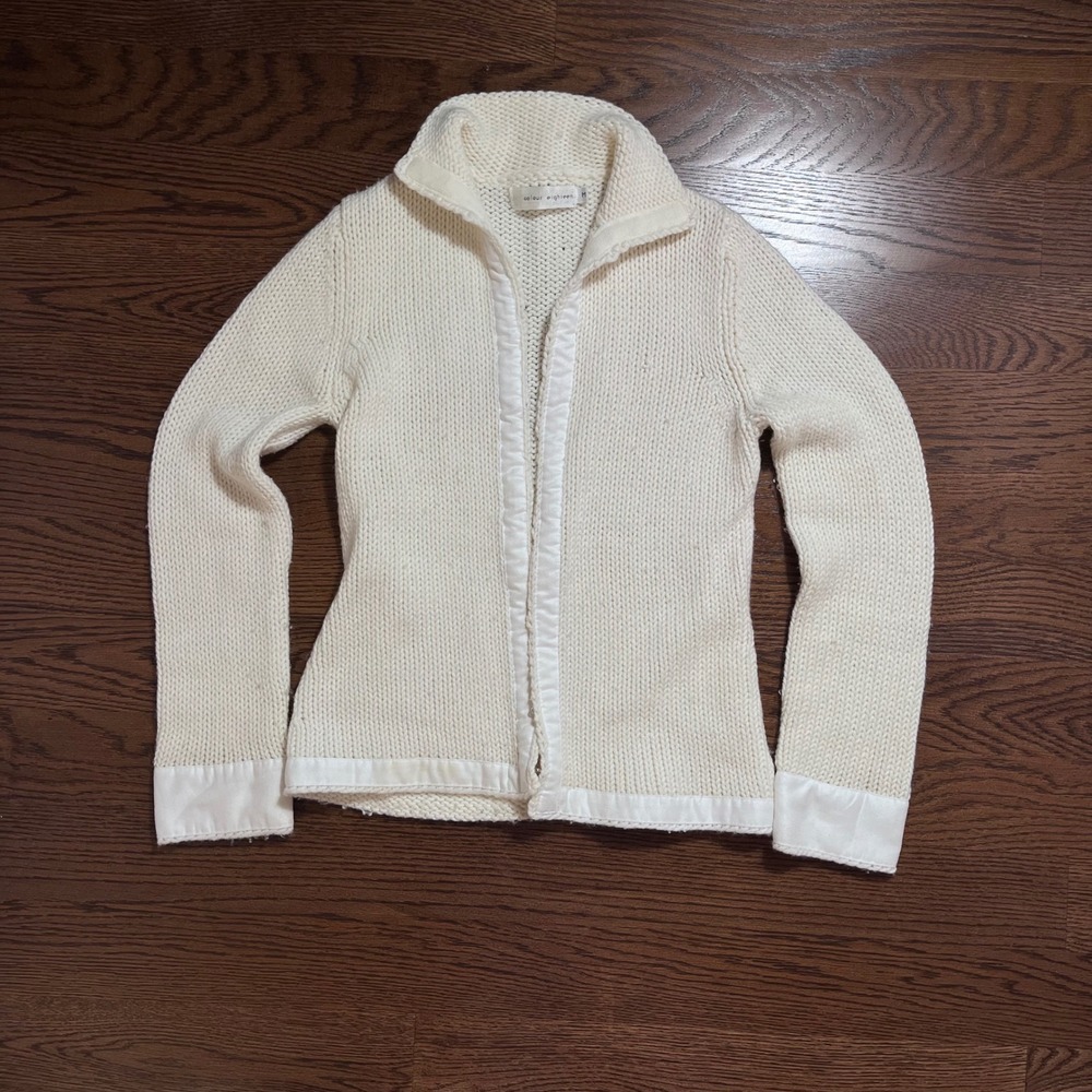 🍟y2k cream sweater knit cardigan medium